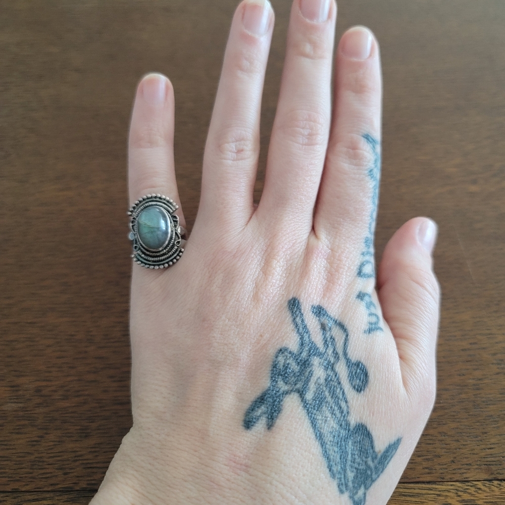 Silver & Laboradite ring - Picture 5 of 13